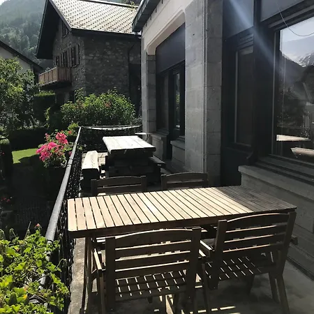 Beau-soleil Avec Vue Sur Le Glacier Des Grands Apartman